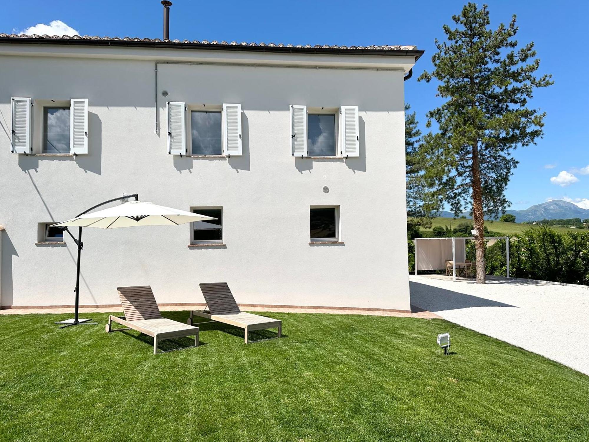 La 2